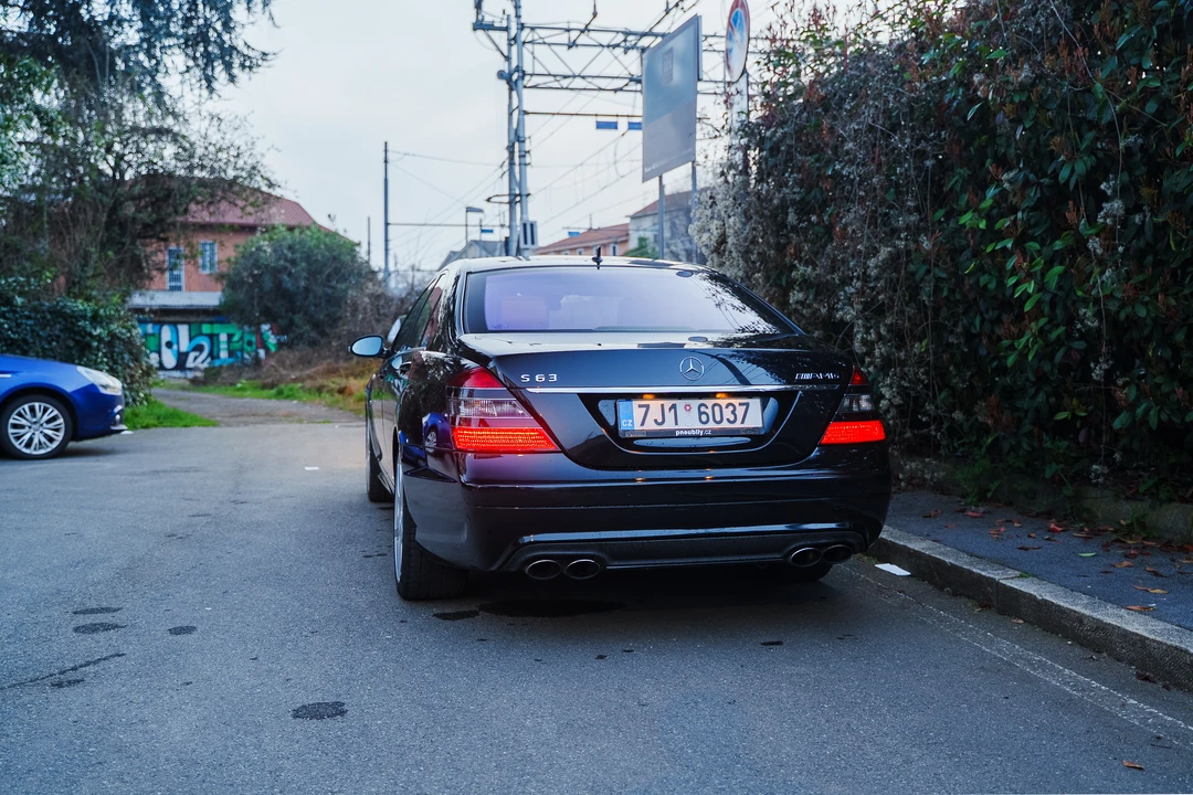 2013 Mercedes-Benz W221 S 63 & S 65 AMG - Image 27 of 31
