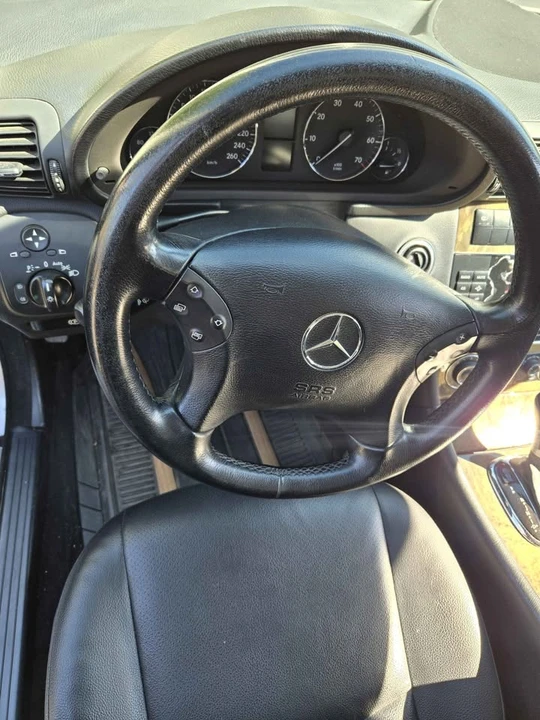 2007 Mercedes-Benz W203 C-Class - Image 10 of 10