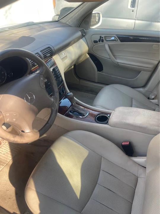 2007 Mercedes-Benz W203 C-Class - Image 14 of 20