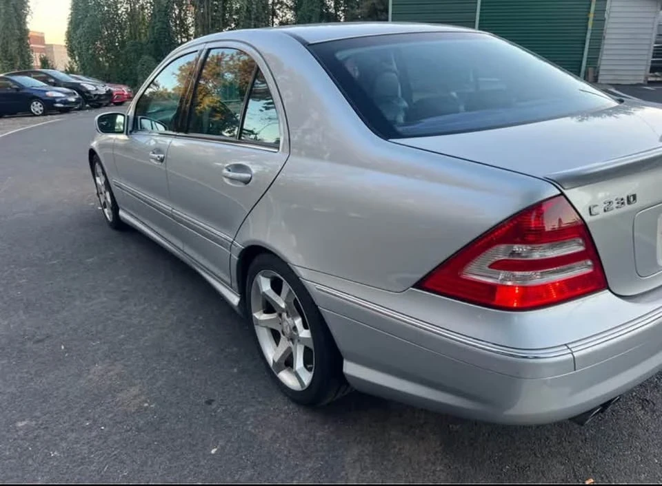 2007 Mercedes-Benz W203 C-Class - Image 15 of 18