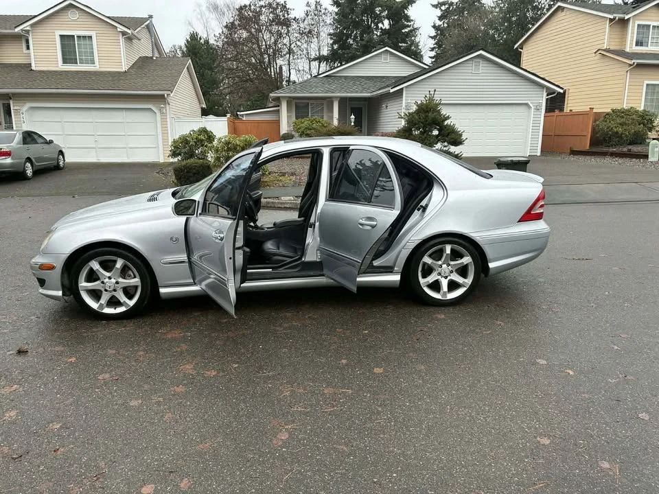 2007 Mercedes-Benz W203 C-Class - Image 9 of 13