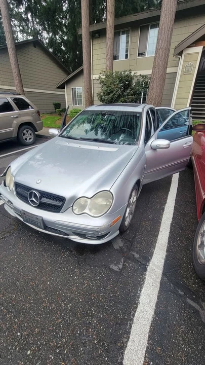 2007 Mercedes-Benz W203 C-Class - Image 2 of 11