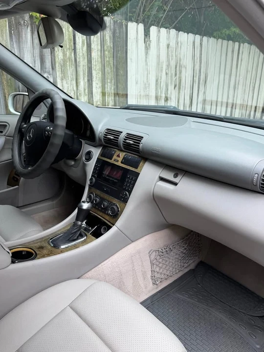2007 Mercedes-Benz W203 C-Class - Image 2 of 6