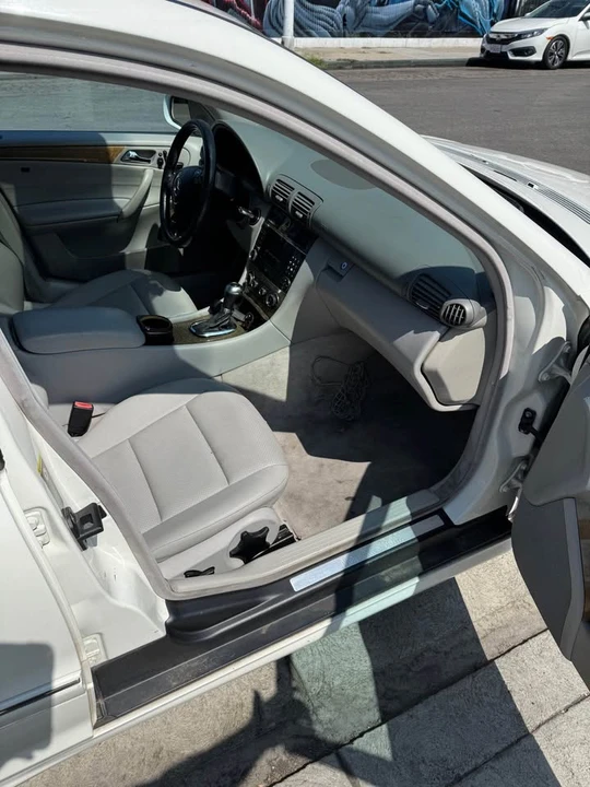 2007 Mercedes-Benz W203 C-Class - Image 9 of 11