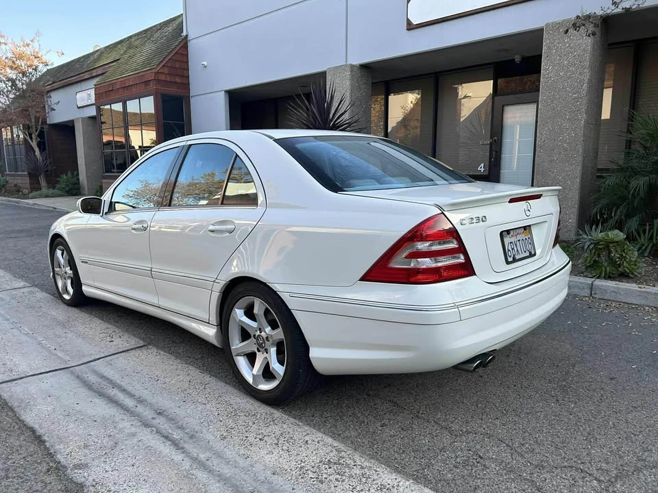 2007 Mercedes-Benz W203 C-Class - Image 12 of 13