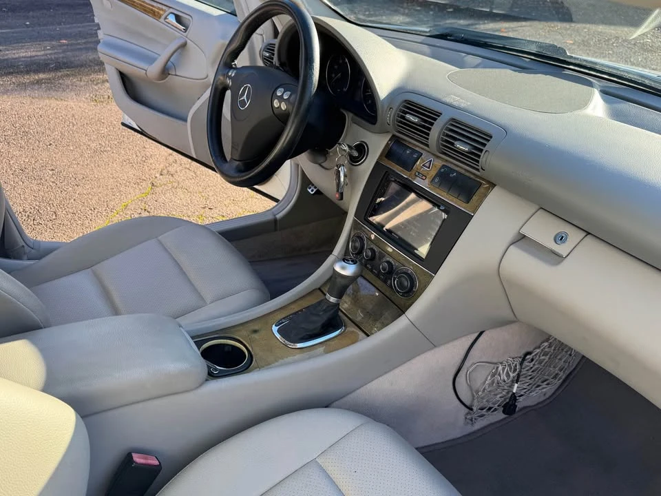 2007 Mercedes-Benz W203 C-Class - Image 9 of 12