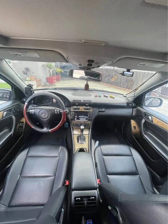 2007 Mercedes-Benz W203 C-Class - Image 11 of 14