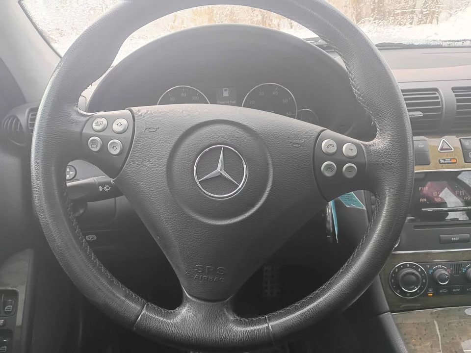 2007 Mercedes-Benz W203 C-Class - Image 12 of 13