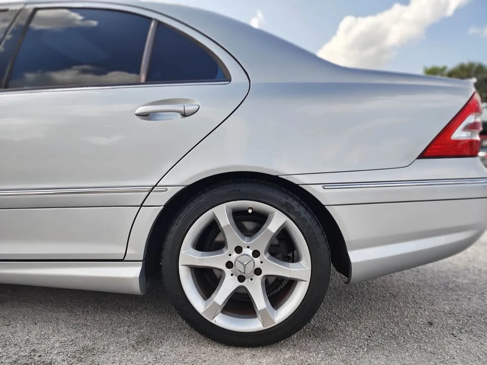 2007 Mercedes-Benz W203 C-Class - Image 12 of 20