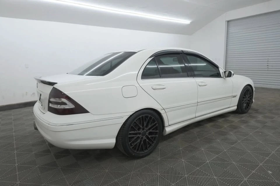 2007 Mercedes-Benz W203 C-Class - Image 6 of 20