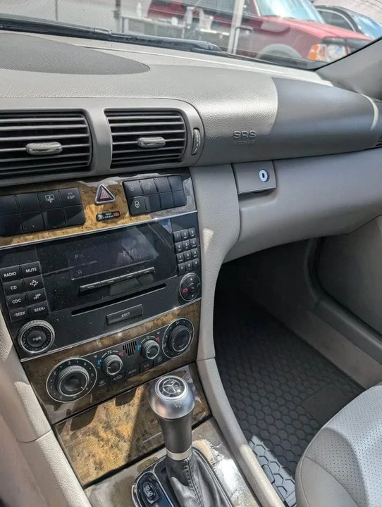 2007 Mercedes-Benz W204 C-Class - Image 6 of 11