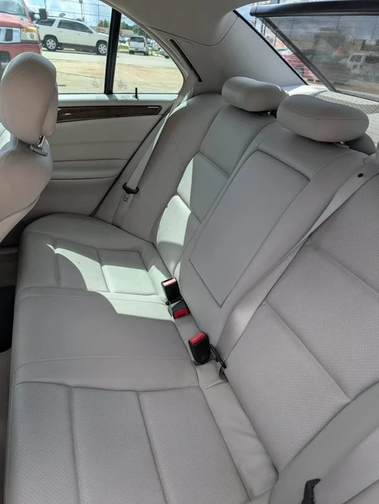 2007 Mercedes-Benz W204 C-Class - Image 8 of 11