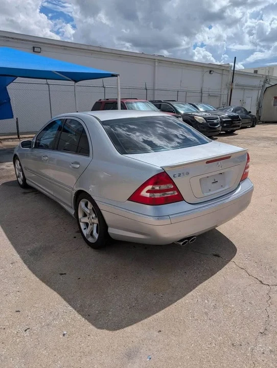 2007 Mercedes-Benz W204 C-Class - Image 3 of 11