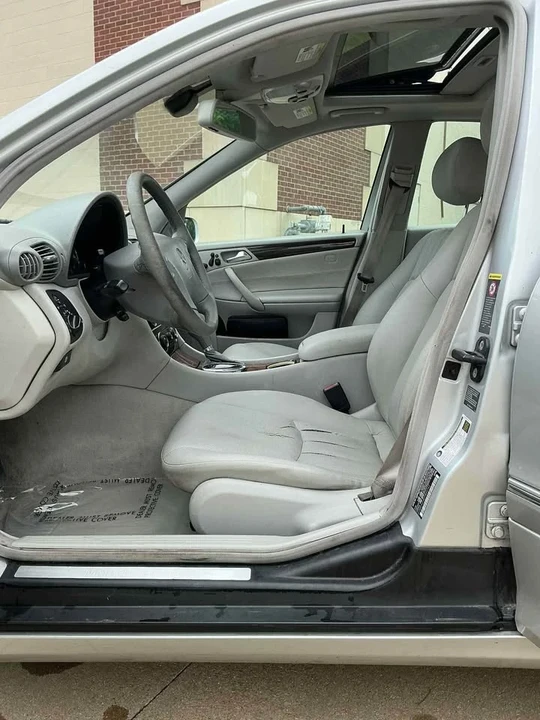 2007 Mercedes-Benz W203 C-Class - Image 10 of 19