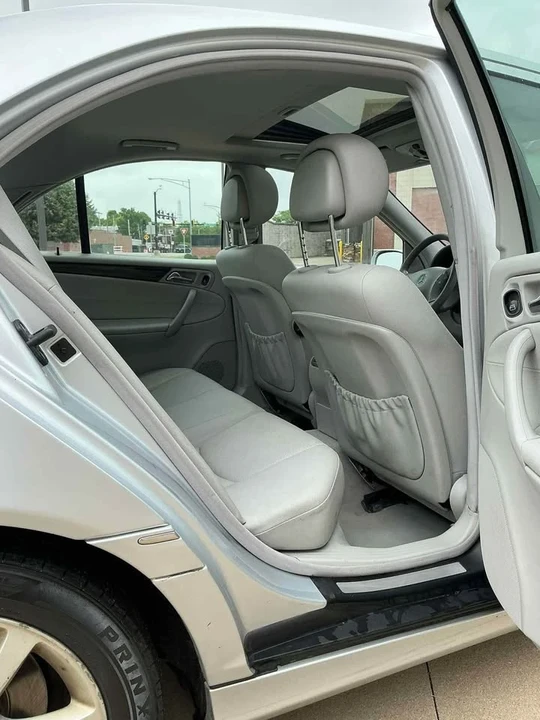 2007 Mercedes-Benz W203 C-Class - Image 13 of 19