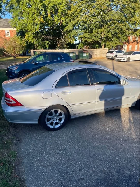 2007 Mercedes-Benz W203 C-Class - Image 9 of 18