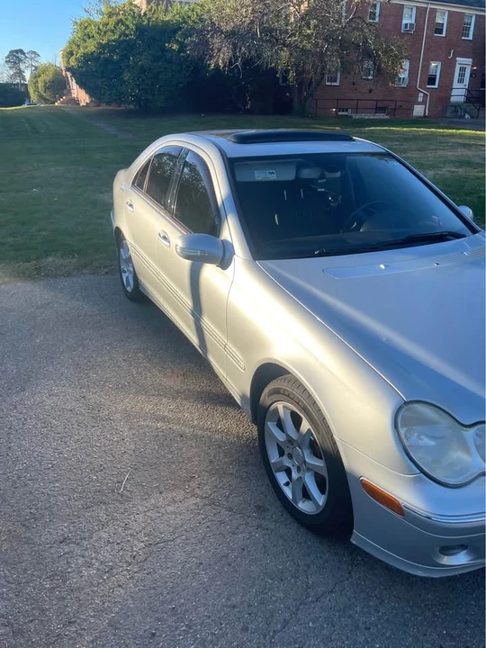 2007 Mercedes-Benz W203 C-Class - Image 12 of 18