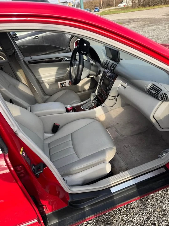 2007 Mercedes-Benz W204 C-Class - Image 3 of 5