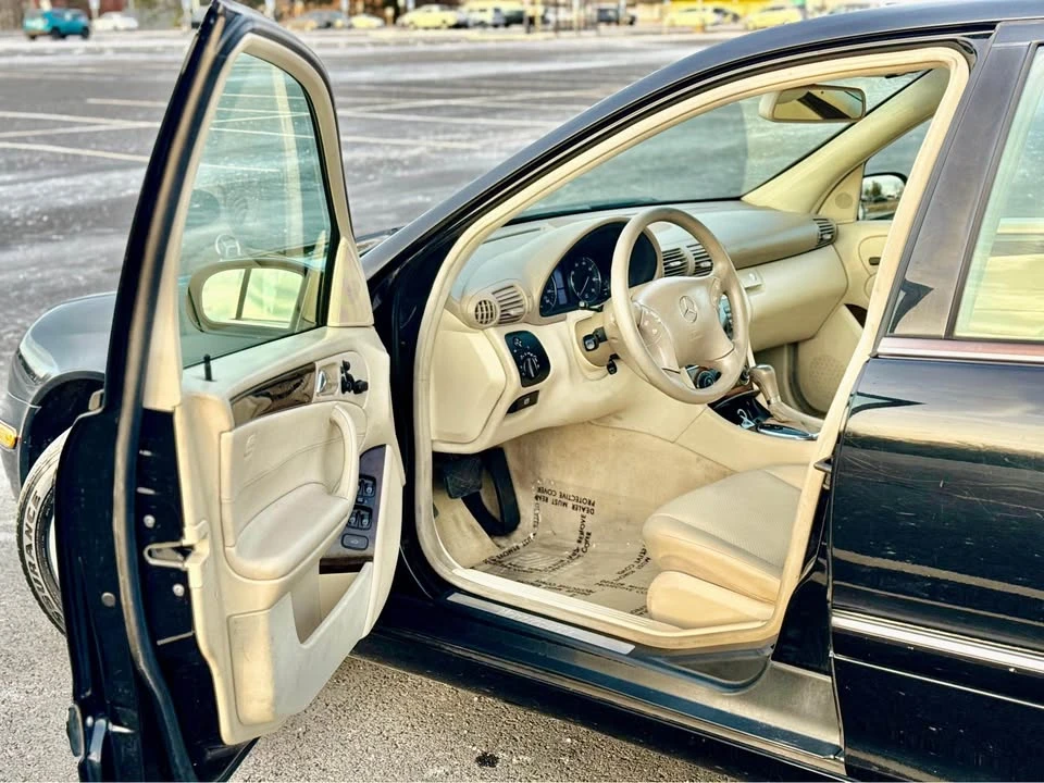 2007 Mercedes-Benz W203 C-Class - Image 8 of 15