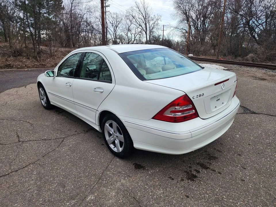 2007 Mercedes-Benz W203 C-Class - Image 2 of 8