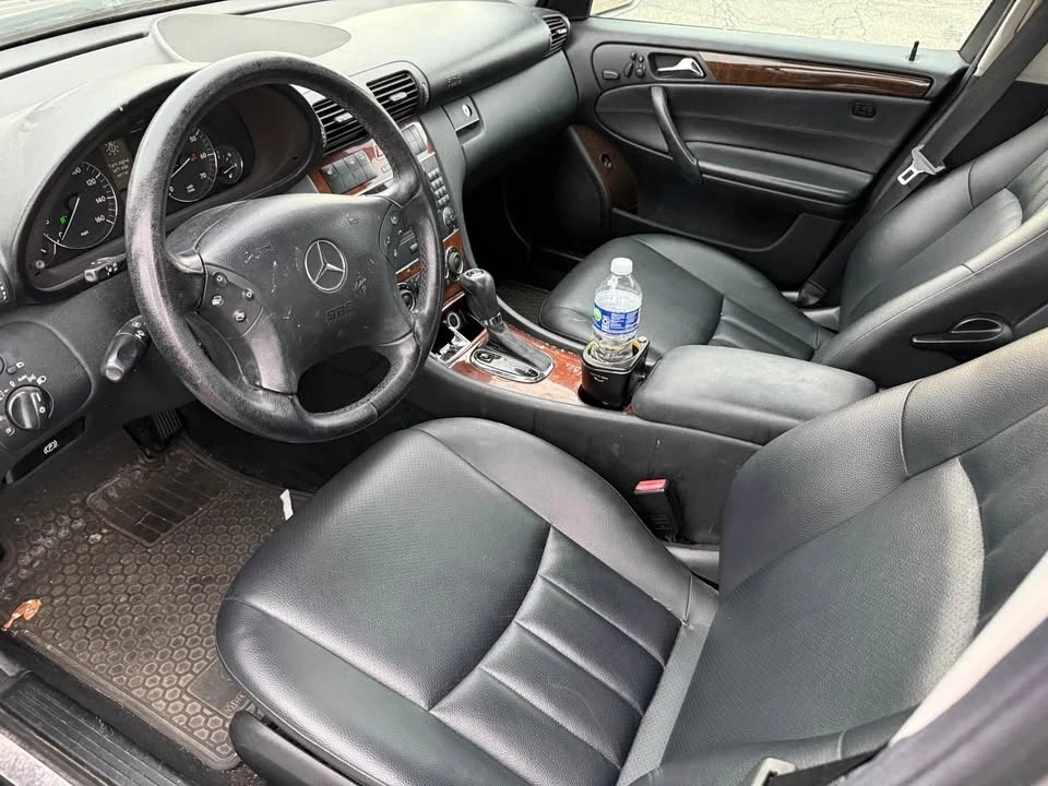 2007 Mercedes-Benz W204 C-Class - Image 11 of 13