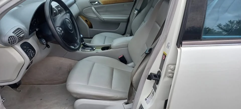 2007 Mercedes-Benz W203 C-Class - Image 10 of 15