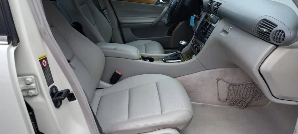 2007 Mercedes-Benz W203 C-Class - Image 11 of 15
