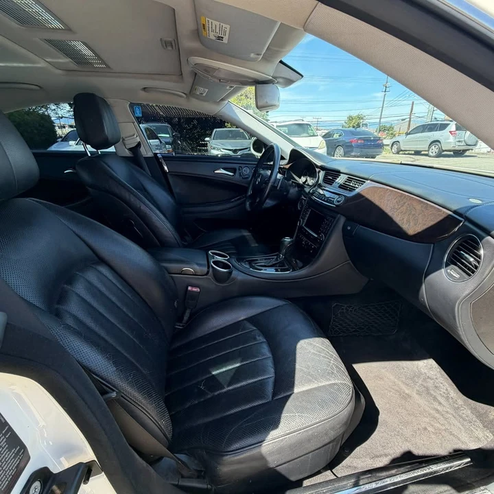 2007 Mercedes-Benz C219 CLS-Class - Image 9 of 21