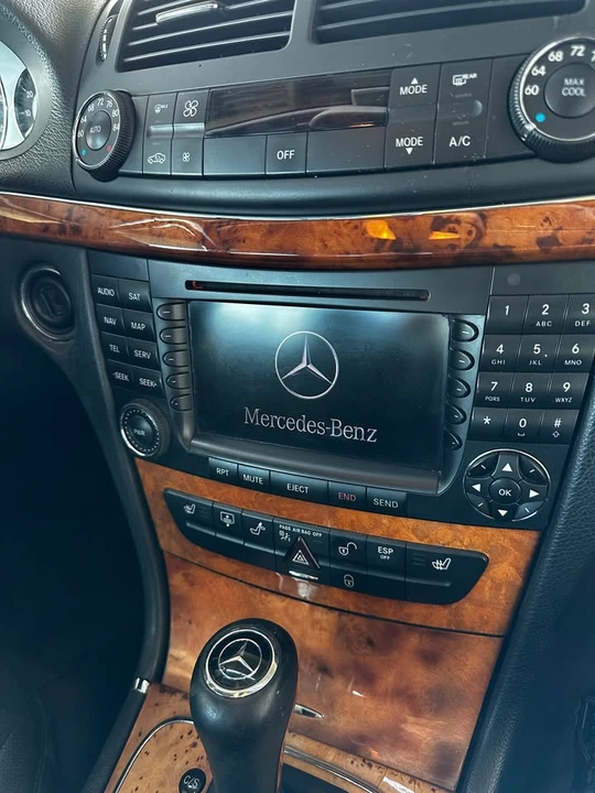 2007 Mercedes-Benz W211 E-Class - Image 11 of 19