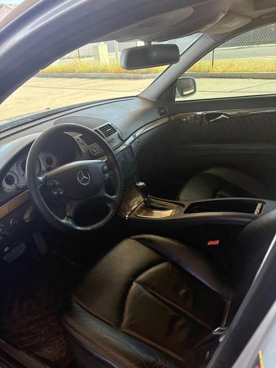 2007 Mercedes-Benz W211 E-Class - Image 7 of 9