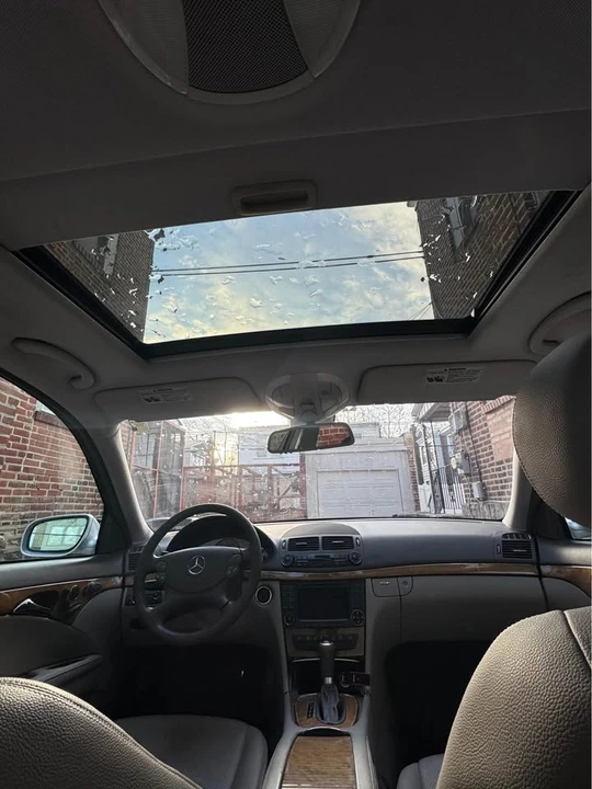2007 Mercedes-Benz W211 E-Class - Image 2 of 12