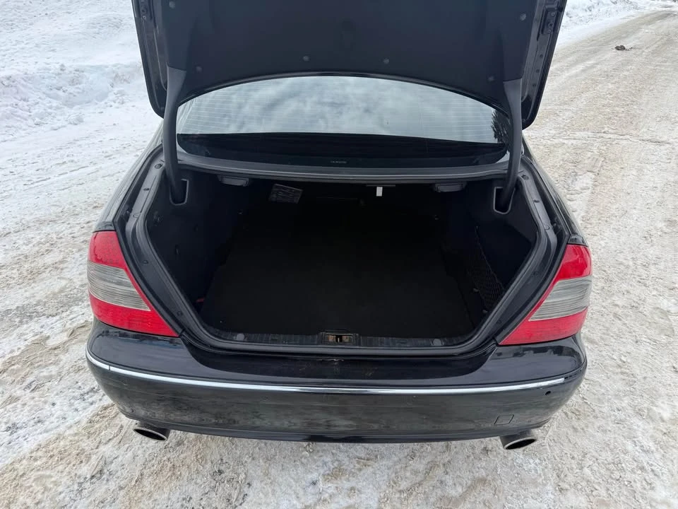2007 Mercedes-Benz W211 E-Class - Image 8 of 18