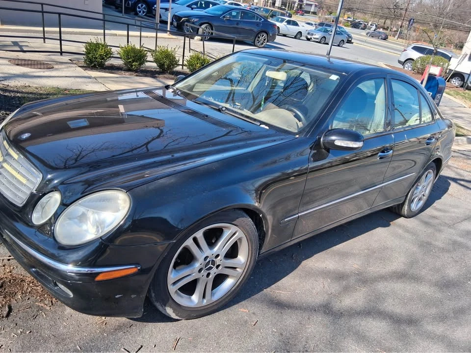 2007 Mercedes-Benz W211 E-Class - Image 2 of 2