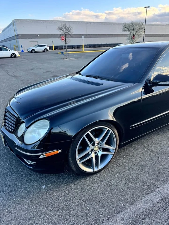 2007 Mercedes-Benz W211 E-Class - Image 8 of 16