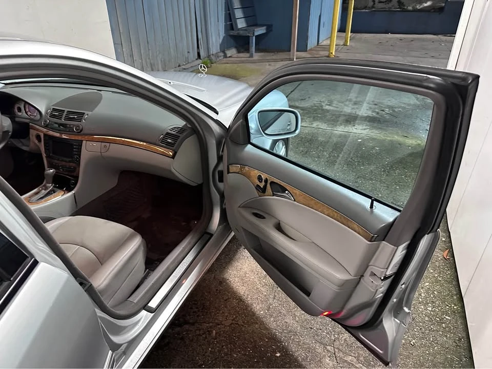 2007 Mercedes-Benz W211 E-Class - Image 14 of 17