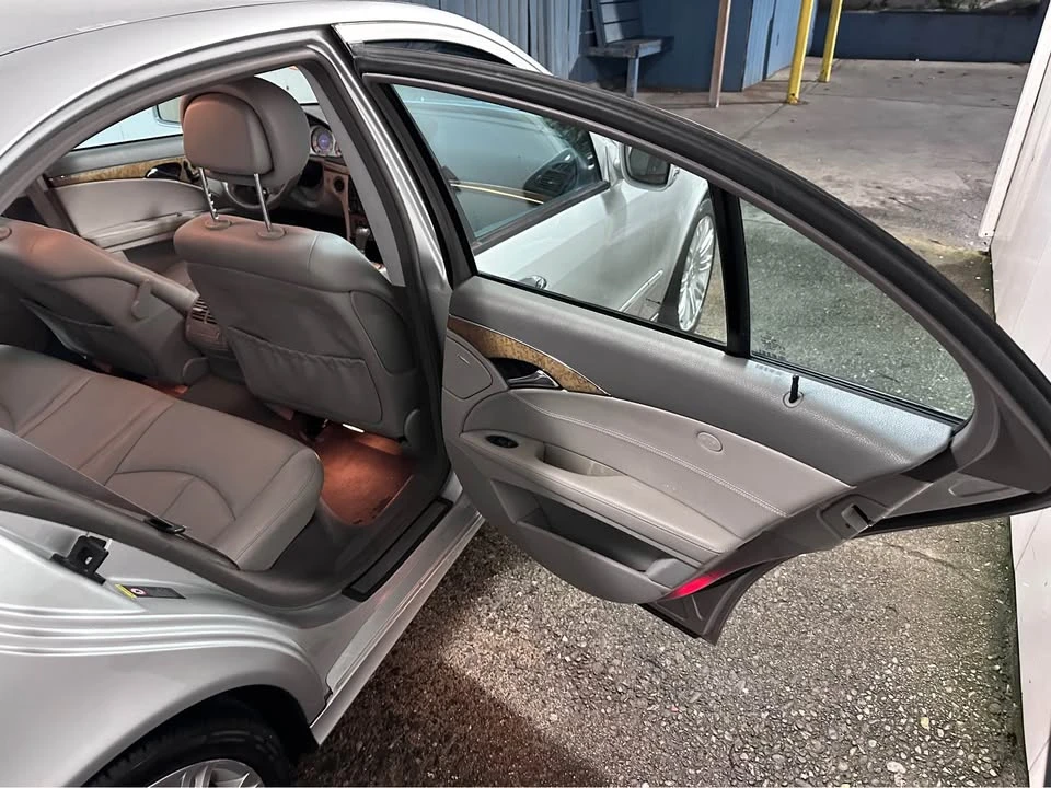 2007 Mercedes-Benz W211 E-Class - Image 12 of 17