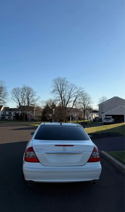 2007 Mercedes-Benz W211 E-Class - Image 2 of 12