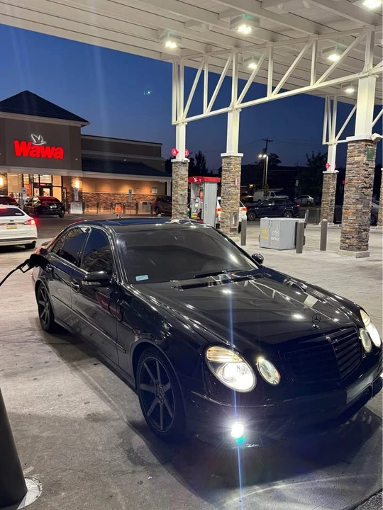 2007 Mercedes-Benz W211 E-Class - Image 9 of 16