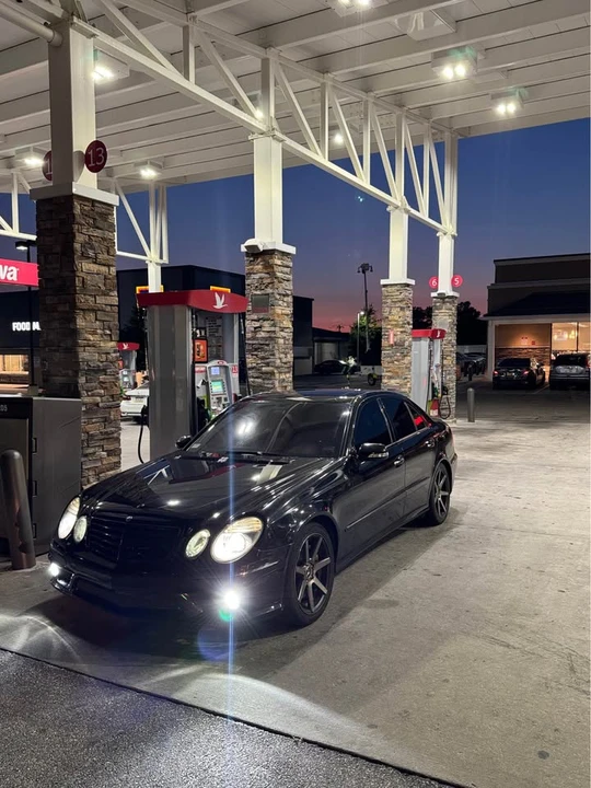 2007 Mercedes-Benz W211 E-Class - Image 11 of 16