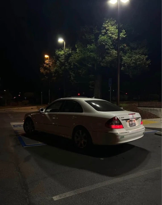 2007 Mercedes-Benz W211 E-Class - Image 2 of 4