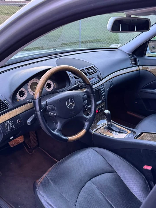 2007 Mercedes-Benz W211 E-Class - Image 11 of 18