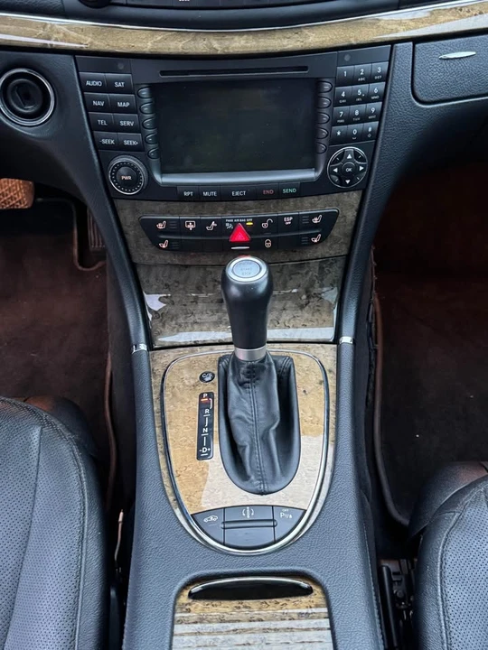 2007 Mercedes-Benz W211 E-Class - Image 12 of 18