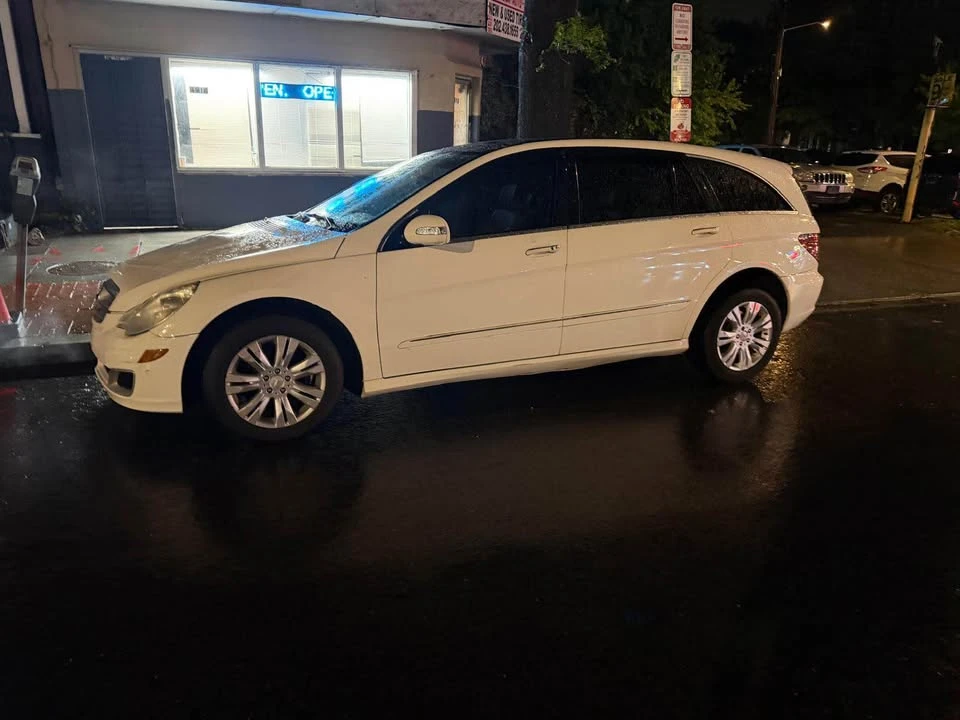 2007 Mercedes-Benz W251 R-Class - Image 4 of 12