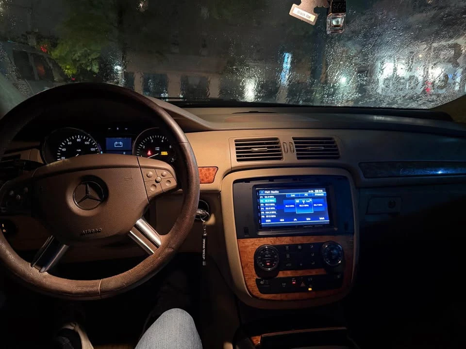 2007 Mercedes-Benz W251 R-Class - Image 6 of 12