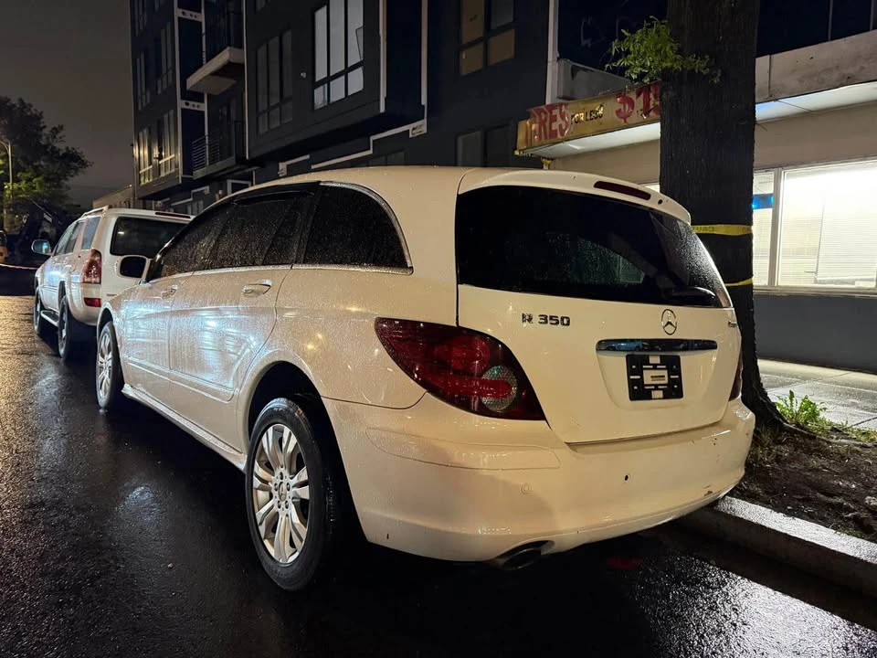 2007 Mercedes-Benz W251 R-Class - Image 11 of 12