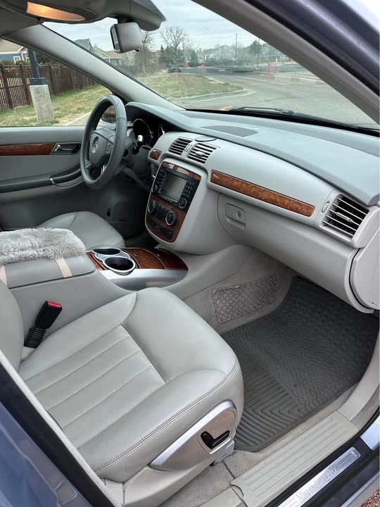 2007 Mercedes-Benz W251 R-Class - Image 10 of 15