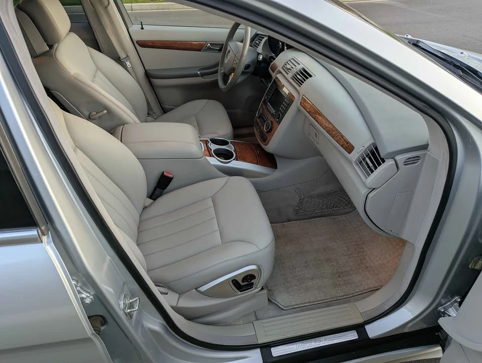 2007 Mercedes-Benz W251 R-Class - Image 13 of 19