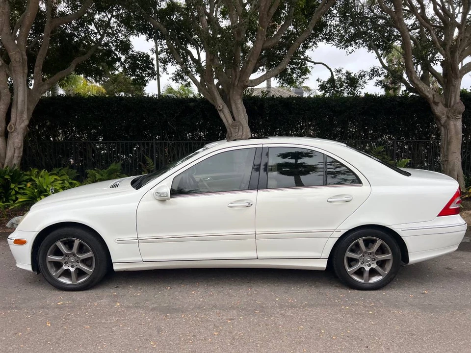 2007 Mercedes-Benz W203 C-Class - Image 3 of 11