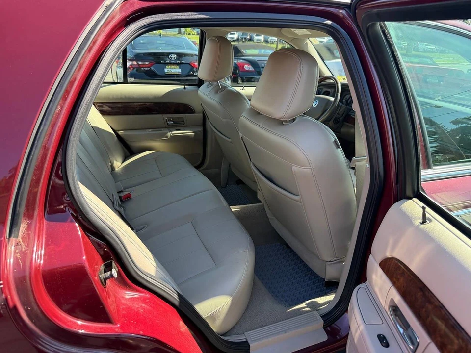 2007 Mercury Grand Marquis - Image 17 of 26