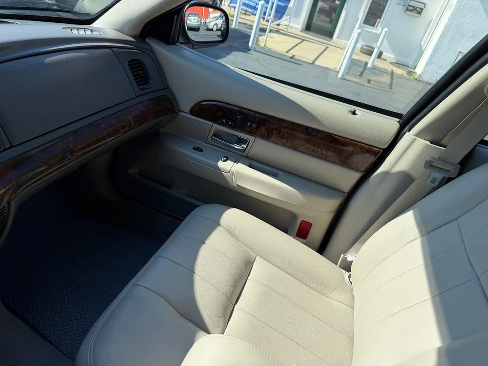 2007 Mercury Grand Marquis - Image 9 of 26